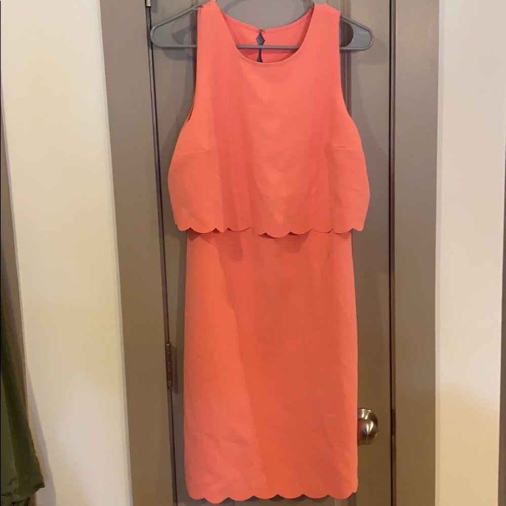 Scalloped peach/pink dress! Size 8